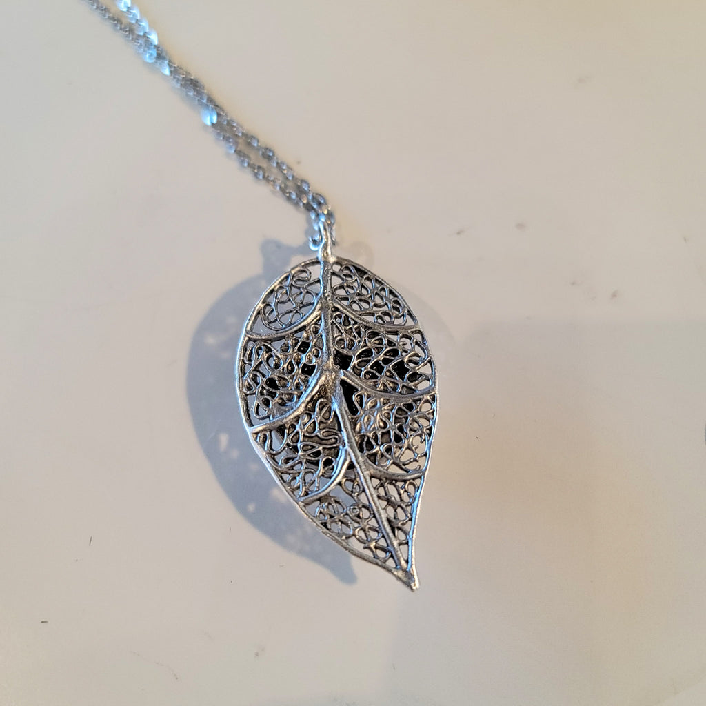 Leaf Filigree Pendant — Silver with Creamy White Stone (Handmade, One‑of‑a‑Kind)